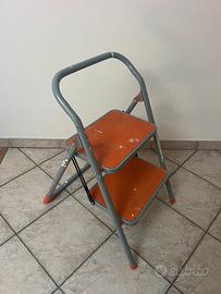 Scaletta pieghevole 2 gradini
