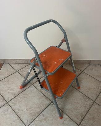 Scaletta pieghevole 2 gradini