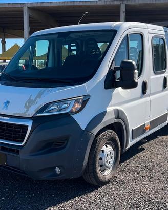 Peugeot BOXER AUTOCARRO DOPPIA CABINA 6 POSTI € 11