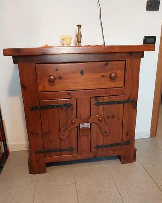 Credenza legno massiccio 