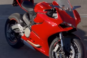 Ducati panigale 899