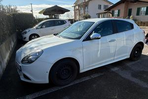 Alfa Romeo Giulietta 1.6 JTDm PER NEOPATENTATI