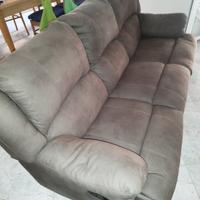 Divano 3 posti con doppio recliner 