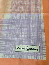 Foulard PIERRE CARDIN