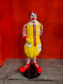Statua mascotte Mc Donald’s -Ronald-.