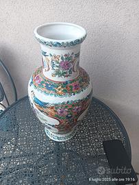 Vaso in porcellana stile giapponese 