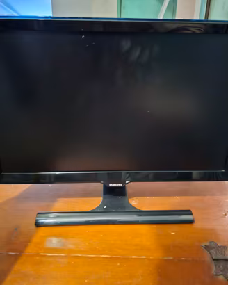 Monitor Samsung TV LED Full HD da 21.5