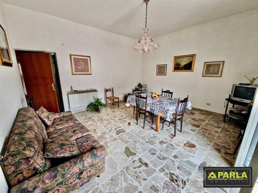 Appartamento di 200 m² con 5 locali e box auto dop - Vista 3