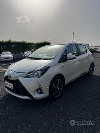 Toyota Yaris 1.5 Hybrid 5 porte Team