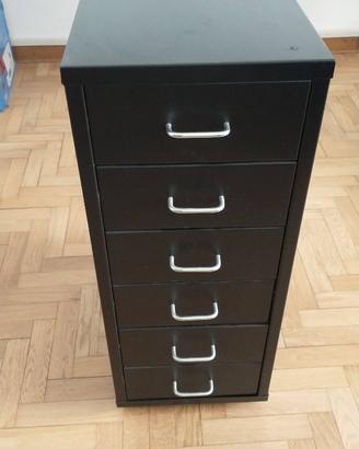 Cassettiera IKEA in metallo su ruote – 6 cassetti