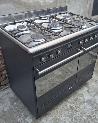Cucina GAS SMEG Inox 5 Fuochi e 2 Forni 90cm Prof