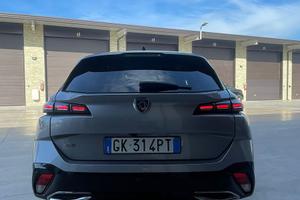 Peugeot 308 1.5 autom.2022 full