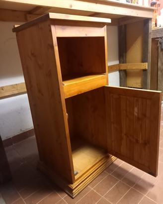 Mobile di legno singolo