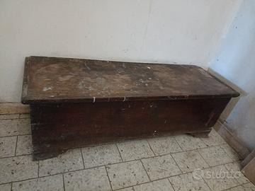 cassapanca in legno massello 