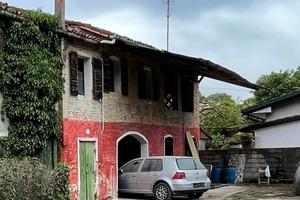 Mirano ampia porzione di casa su 2 piani