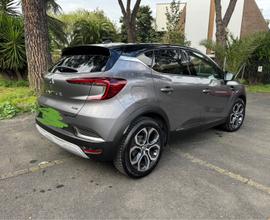 RENAULT Captur Techno e tech Fast Track