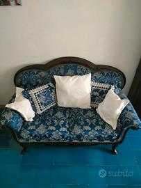 Divano piccolo stile inglese in legno (2 posti)