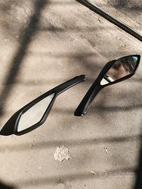 Specchietti originali Triumph Speed Triple 1050