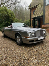 Elegantissima Bentley Azure iscrivibile ASI