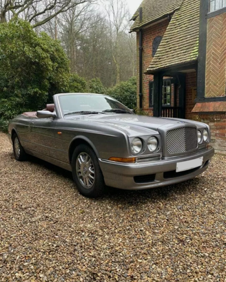 Elegantissima Bentley Azure iscrivibile ASI