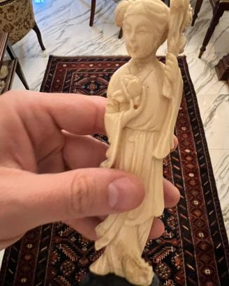 Statuina orientale