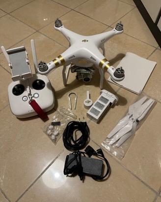 Drone DJI Phantom 3 Professional 4K pari al Nuovo