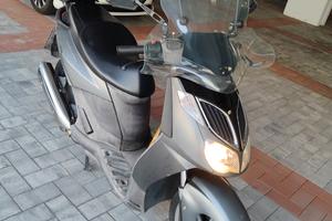 scooter aprilia