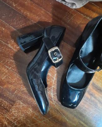 scarpe in vernice nuove n 39
