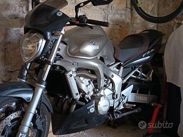 Yamaha FZ6