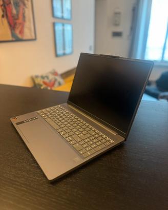 Lenovo IdeaPad Slim 3