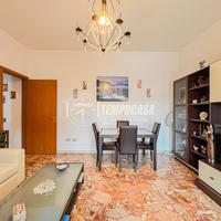 TRILOCALE CON GARAGE E CORTILE IN MALVA NORD