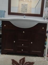 mobile bagno con specchio e cornice 