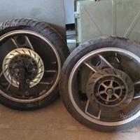 Yamaha xj 600 1985 ruote e carena
