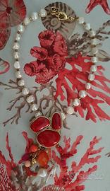 Collana arig perle scaramazze e pietre naturali 