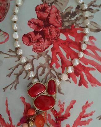 Collana arig perle scaramazze e pietre naturali 