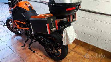 accessori KTM bauletti in carbonio 