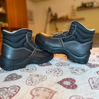 Scarpe antinfortunistiche numero 42