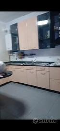 cucina + tavolo e sedie 
