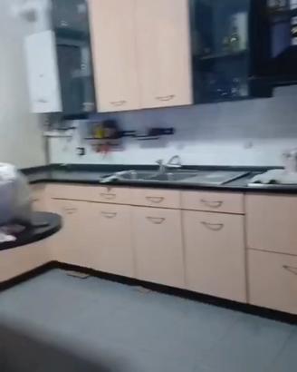 cucina + tavolo e sedie 