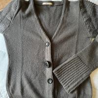 Cardigan Gold Case