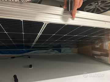 Sistema a pannelli solari 600w (300w x 2) Plug in