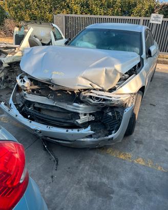 BMW 420 F36 per ricambi (motore venduto)