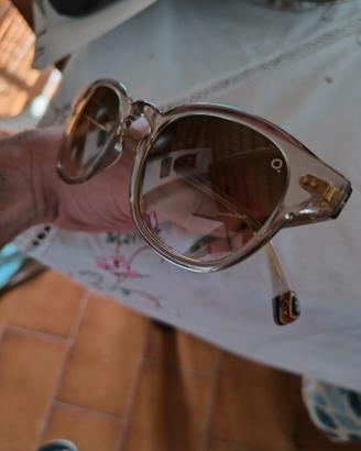 Occhiali da sole... come nuovi!!!