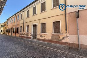 casa a schiera nel cuore di Adria.