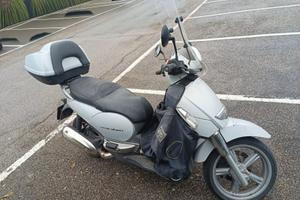 Aprilia Scarabeo 250