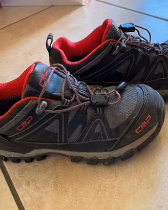 SCARPE TREKKING N.32 E N.35 CMP