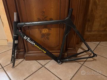 Telaio in carbonio bici da corsa completo