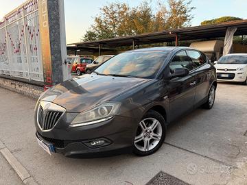 Lancia Delta 1.6 MJT DPF Argento