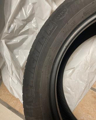 Gomme estive michelin 235-55-19