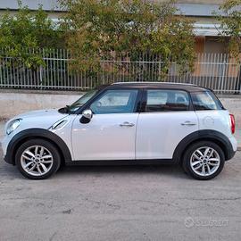 Mini couper countryman D